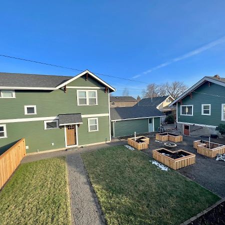 Brand New Custom Built Cottage In Downtown W/Pool! Сейлем Экстерьер фото